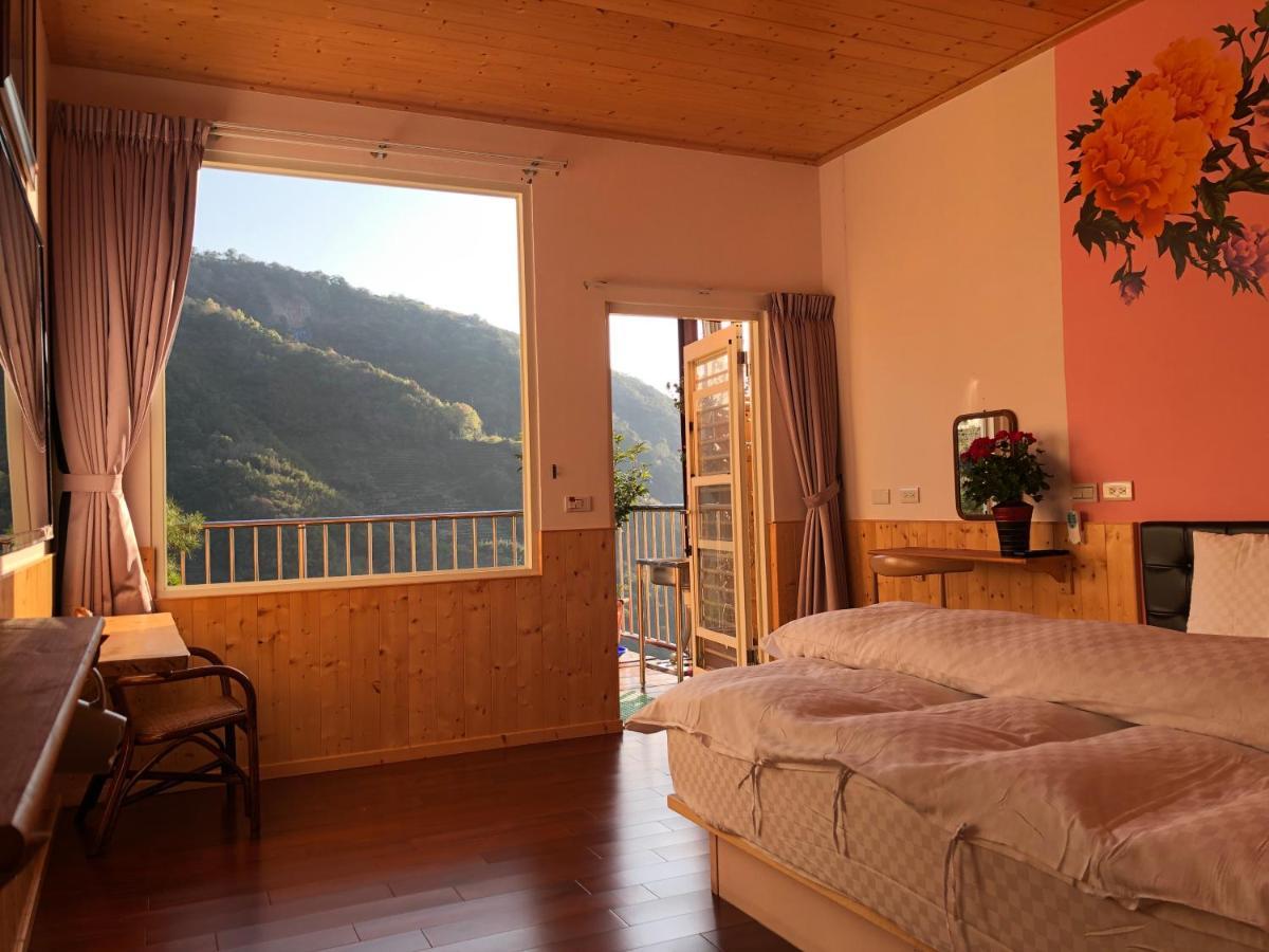 Ferienwohnung Chingjing ‧ Orange Scotia Renai Exterior foto